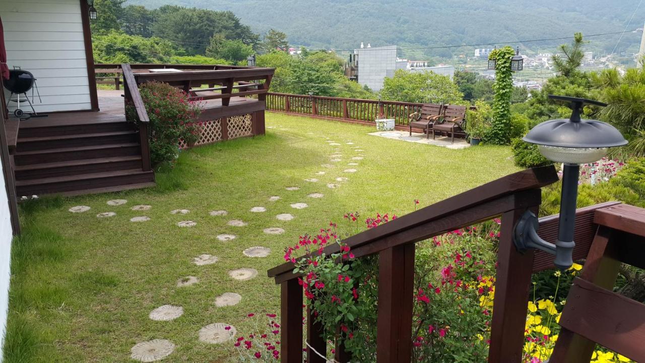 Travel Sketch Pension Geoje Exterior photo